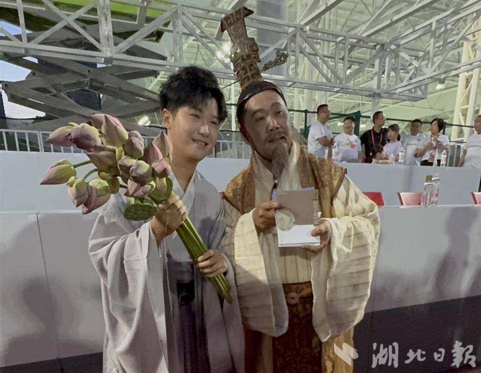 汉阳能否如, 荷花 汉阳能否如, 荷花