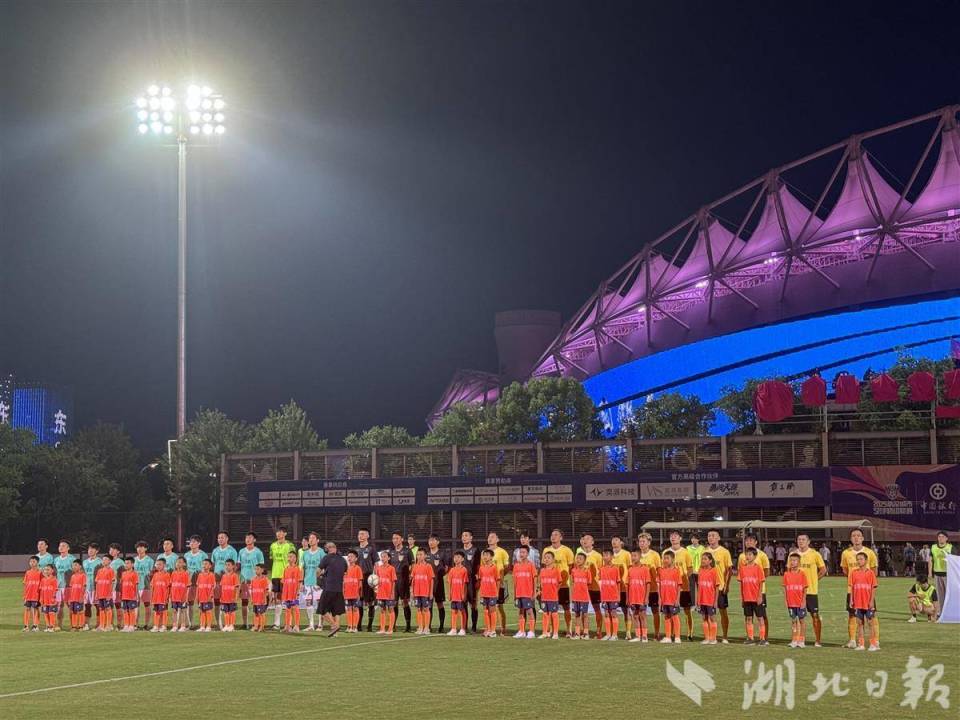 HsAA, 今晚的武汉 HsAA, 今晚的武汉