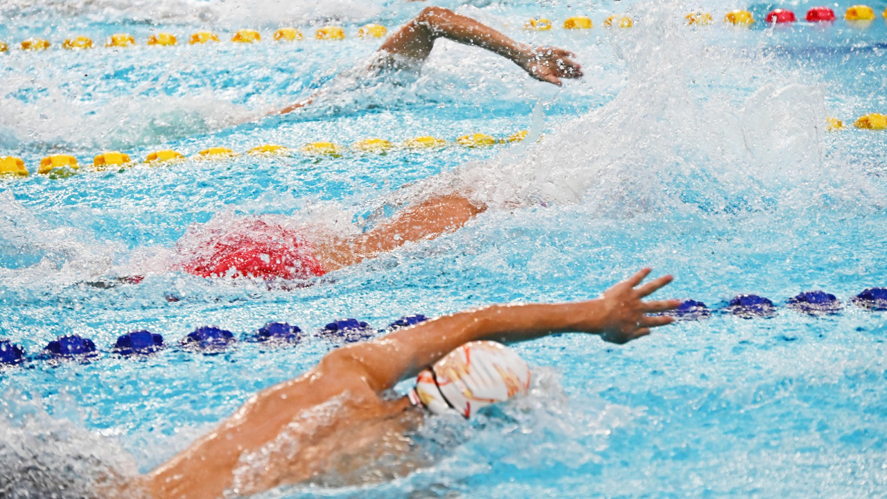 学生游泳联, 人心弦