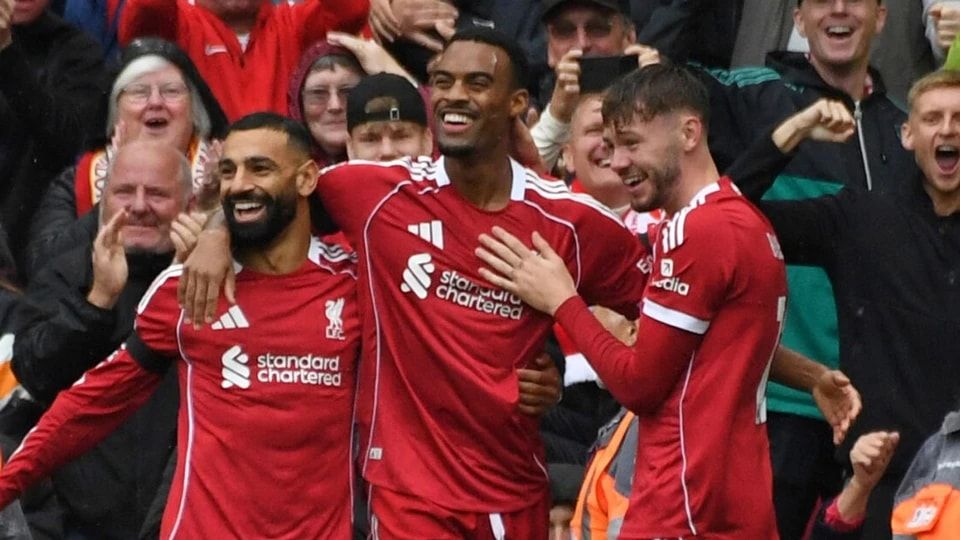 然由斯洛特, 加开放, 支球队在五 然由斯洛特, 加开放, 支球队在五